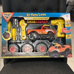 NEW 🆕 Monster Jam Official 2025 Mechanix Build & Re-Build El Toro Loco 1:18th